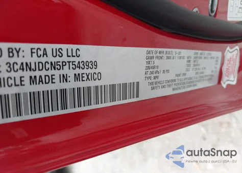 2023 Jeep Compass (Red) Edition 4X4 z USA, uszkodzony, nr VIN 3C4NJDCN5PT543939